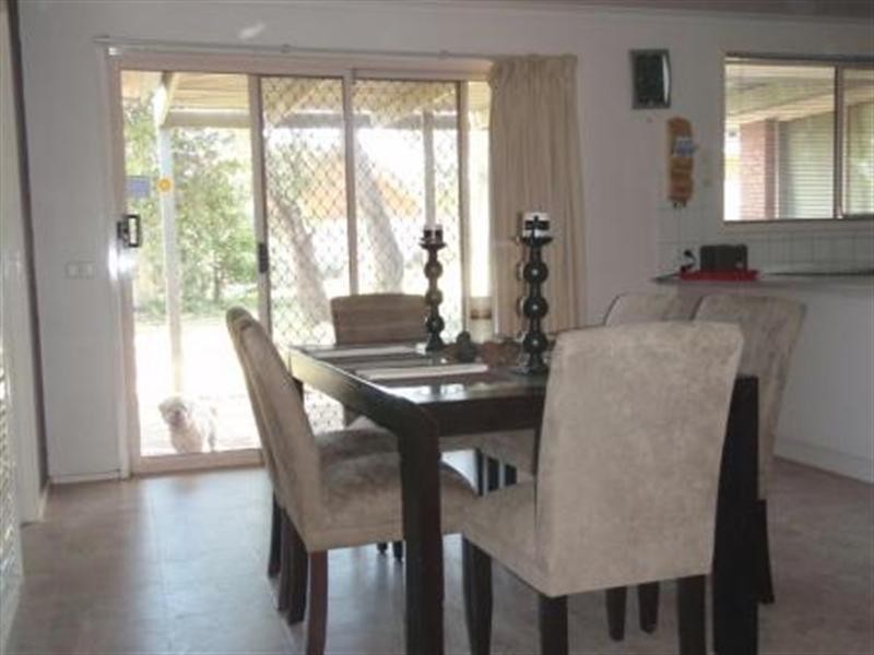 10 Coughlin Court, Seymour VIC 3660