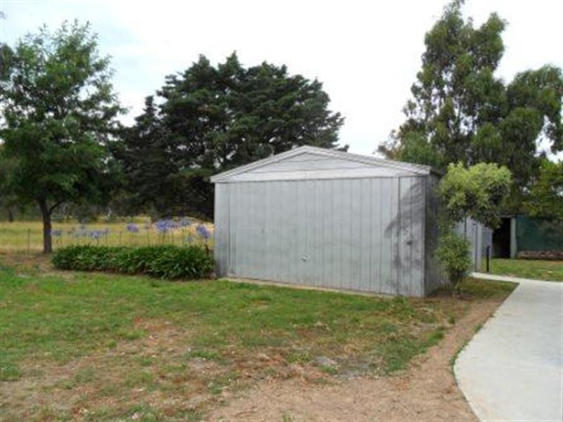 690 Highlands Road, Seymour VIC 3660