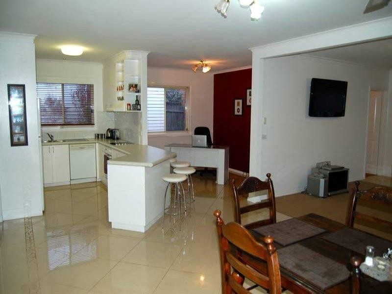 33 Heytesbury Drive, Leopold VIC 3224