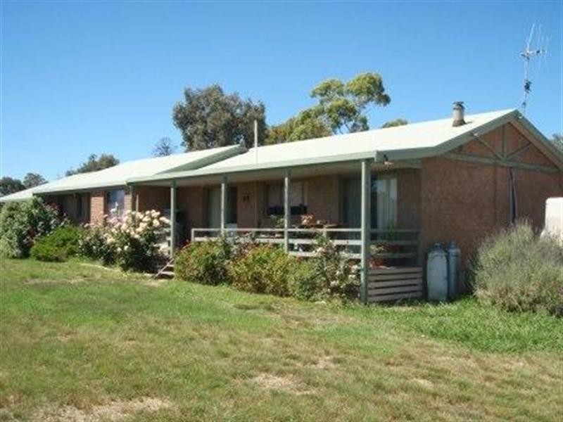 875 Kobyboyn Road, Seymour VIC 3660