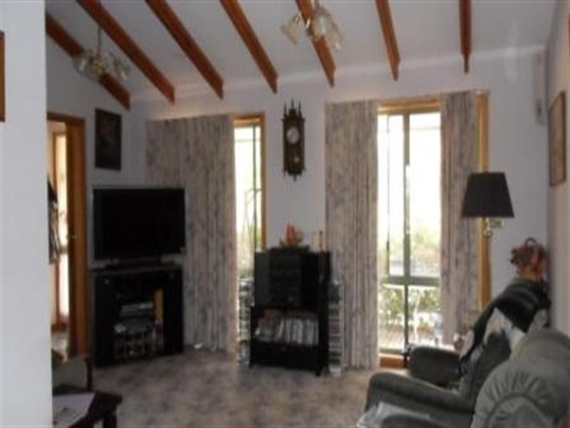 875 Kobyboyn Road, Seymour VIC 3660