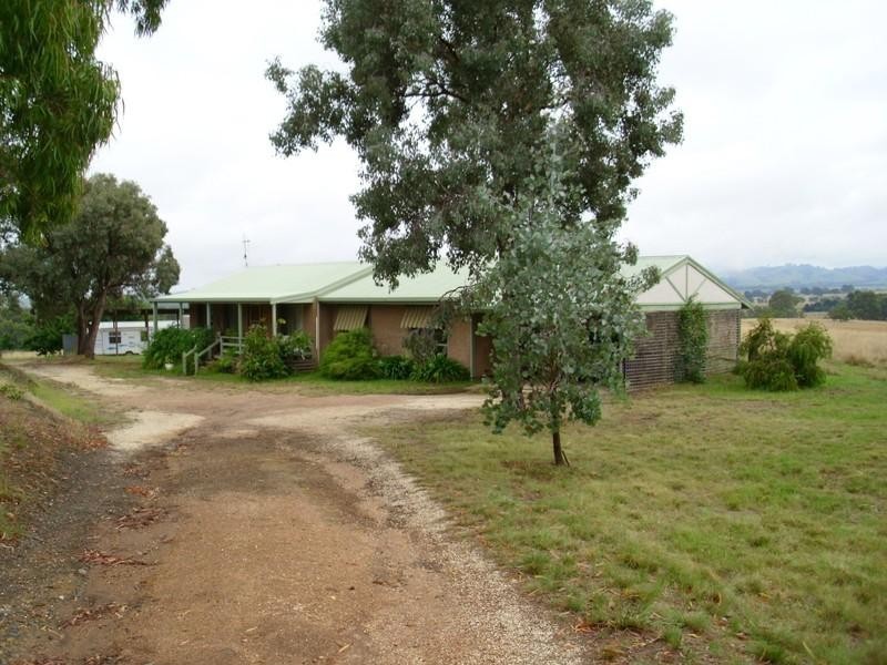875 Kobyboyn Road, Seymour VIC 3660