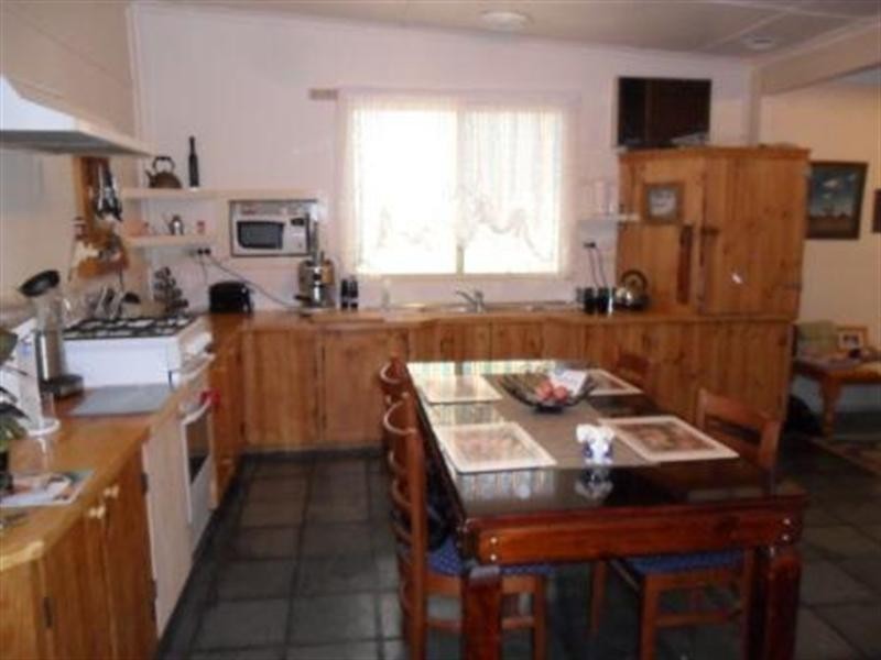 8 Mentor Street, Seymour VIC 3660