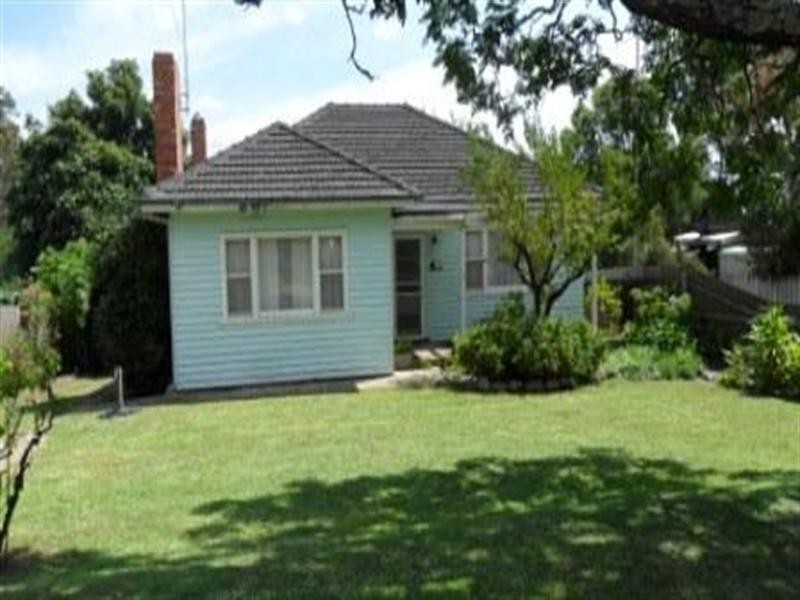 4 Delhi Street, Seymour VIC 3660