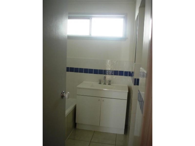 54 Martindale Crescent, Seymour VIC 3660