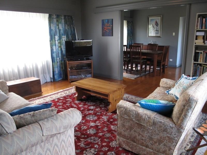 10 Delhi Street, Seymour VIC 3660