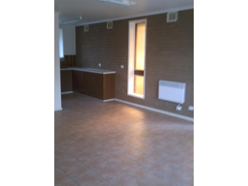 2/96 Wimble Street, Seymour VIC 3660