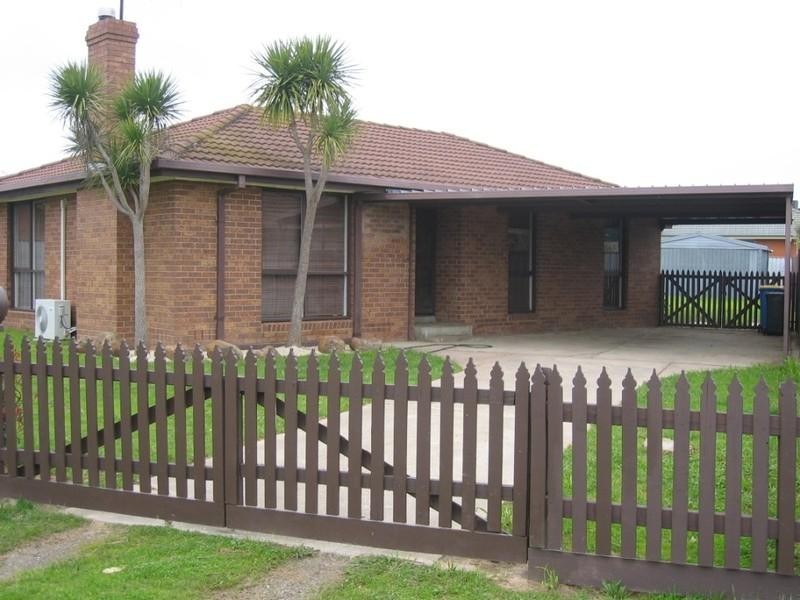 30 Avenel Road, Seymour VIC 3660