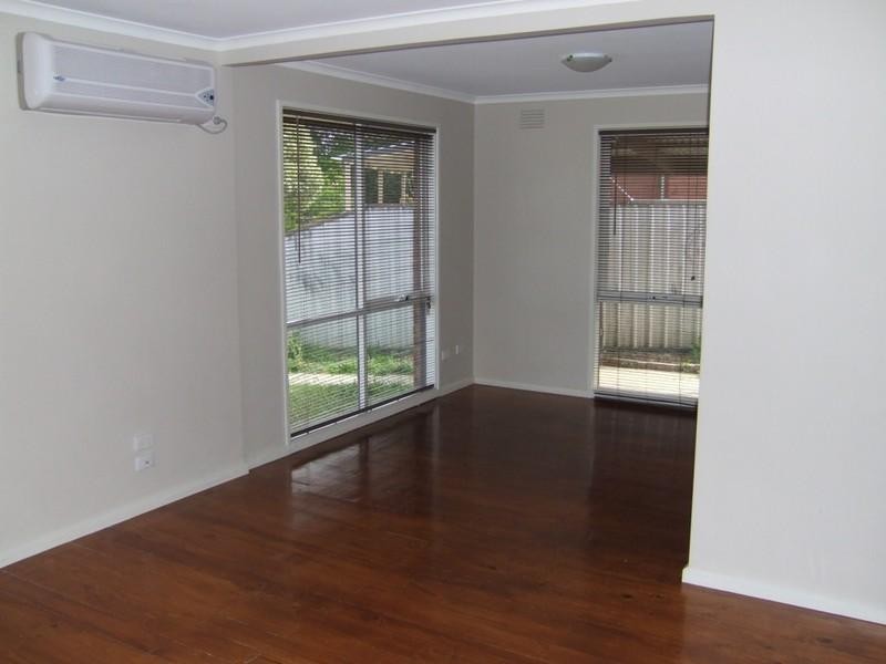 30 Avenel Road, Seymour VIC 3660