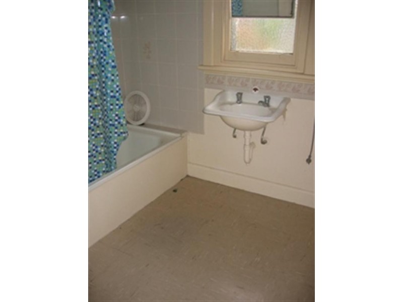 83 High Street, Seymour VIC 3660
