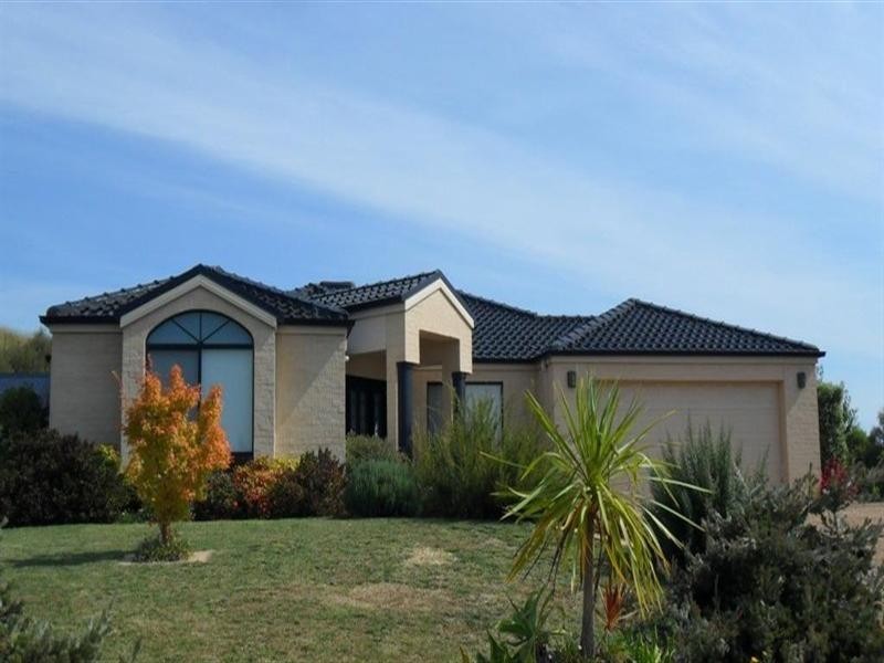 11 Nazek Court, Seymour VIC 3660