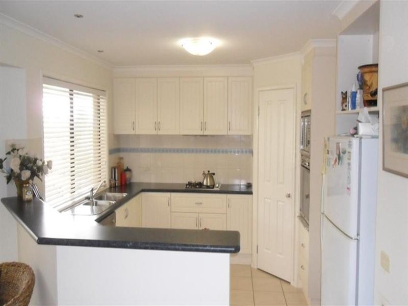 11 Nazek Court, Seymour VIC 3660