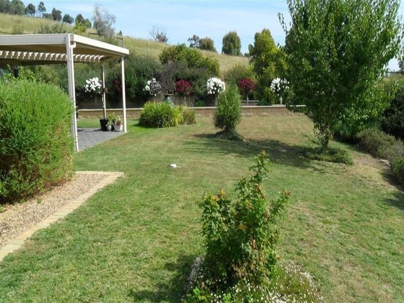 11 Nazek Court, Seymour VIC 3660