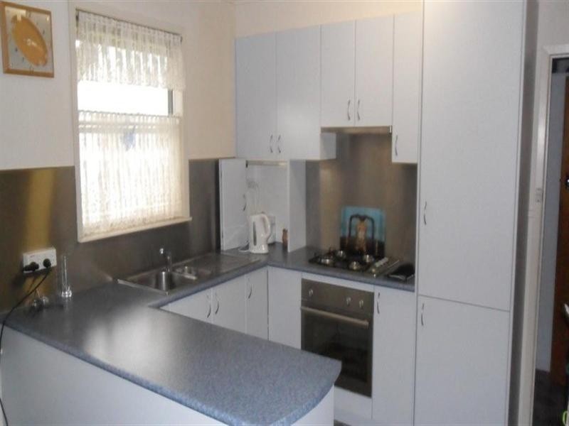 8 Howe Street, Seymour VIC 3660