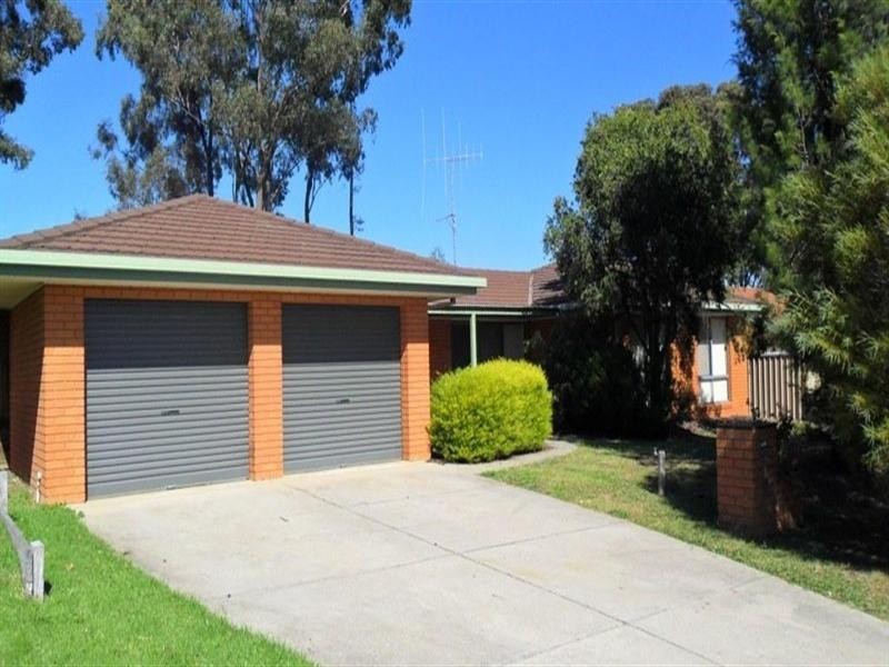 18 Coughlin Court, Seymour VIC 3660