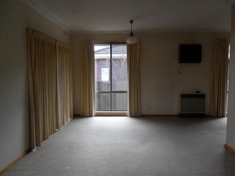 10B Oak Street, Seymour VIC 3660