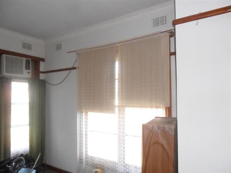 30 Heywood Crescent, Seymour VIC 3660