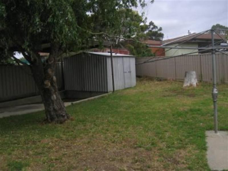 12 Moody Court, Seymour VIC 3660