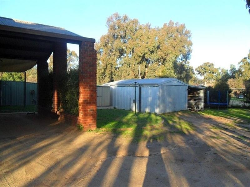 10 Smyth Street, Avenel VIC 3664