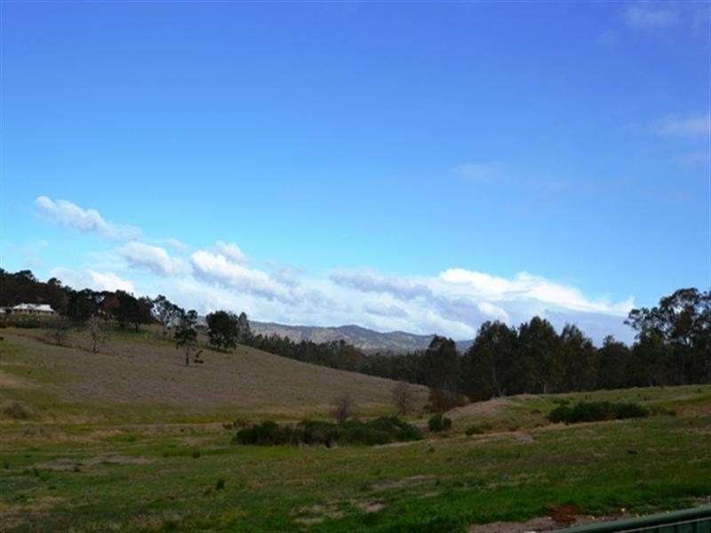 11 Priestley, Seymour VIC 3660