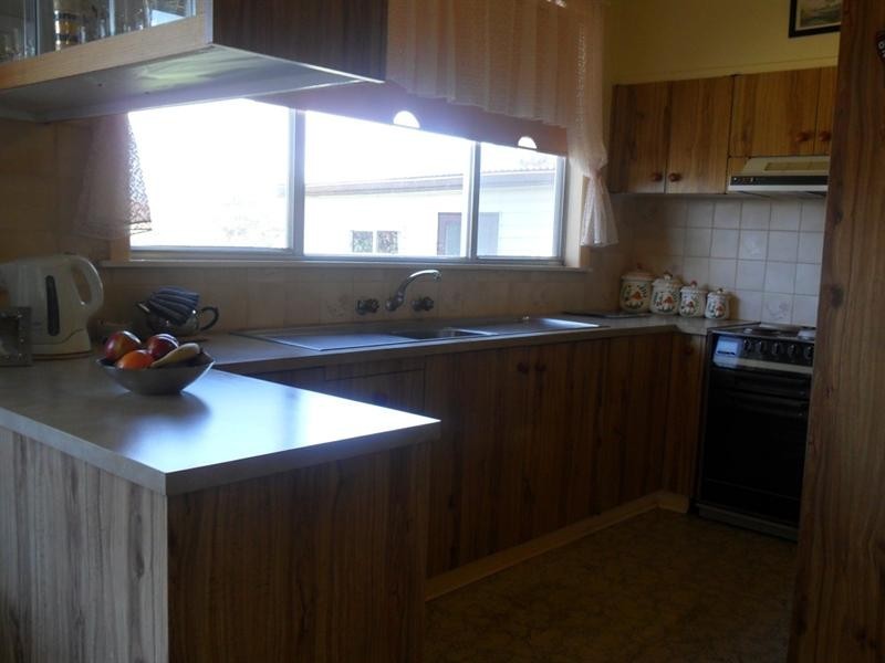 28 Delhi Street, Seymour VIC 3660