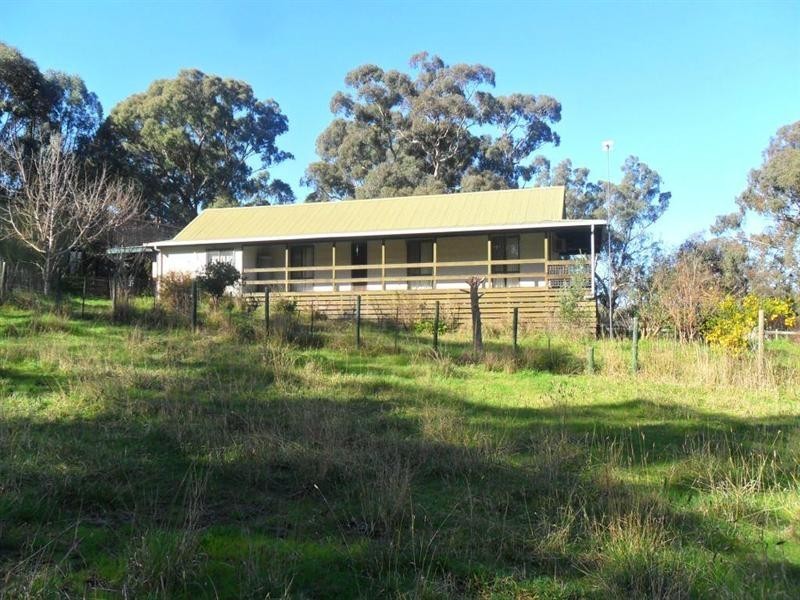 90 Manse Hill Road, Seymour VIC 3660