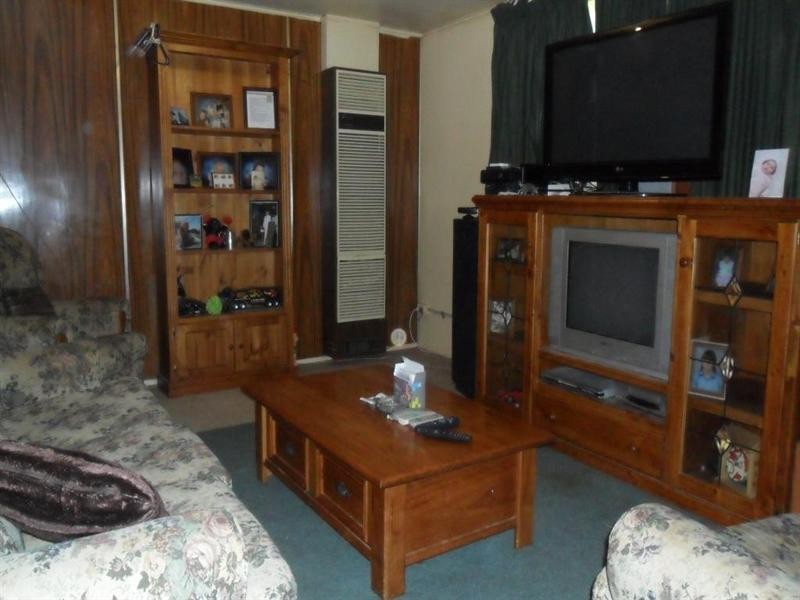 53 Sinclair Crescent, Seymour VIC 3660