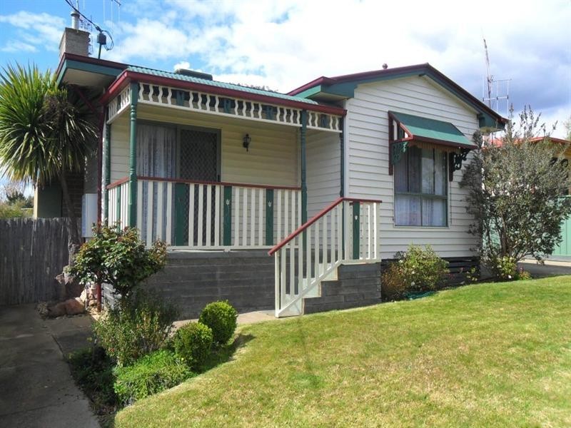 11 Jordon Street, Seymour VIC 3660