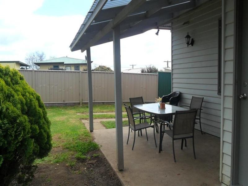 12 Dockery, Seymour VIC 3660