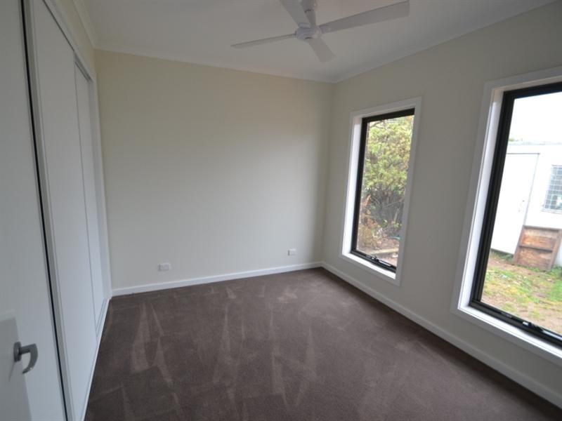 4/8 President Street, Seymour VIC 3660