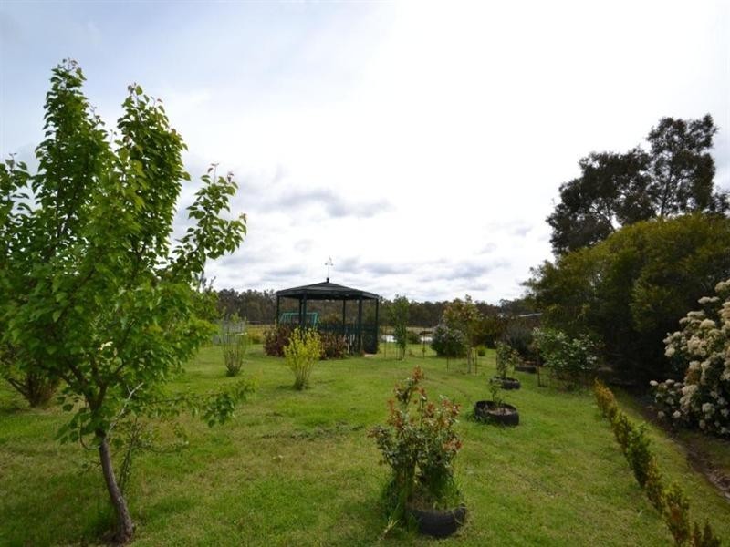 285 Bromfields Road, Seymour VIC 3660
