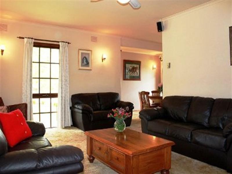 81 Redbank Road, Seymour VIC 3660