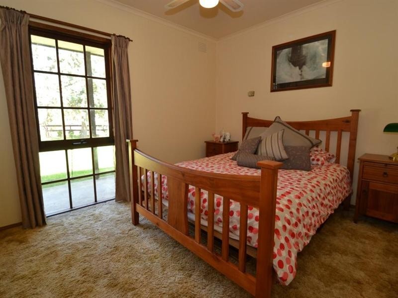 81 Redbank Road, Seymour VIC 3660