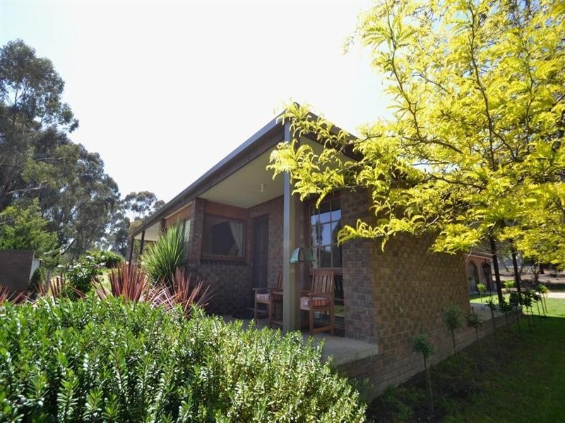 81 Redbank Road, Seymour VIC 3660