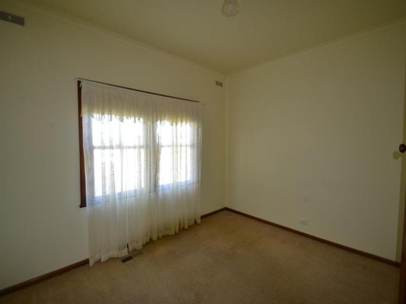 33 Delhi Street, Seymour VIC 3660