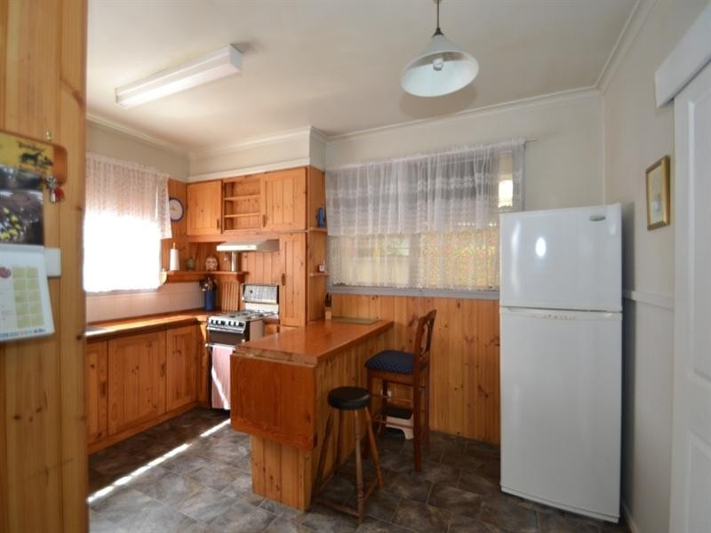 88 Anzac Avenue, Seymour VIC 3660