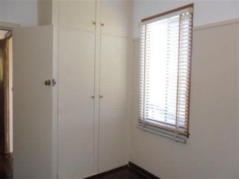 16 Heywood Crescent, Seymour VIC 3660