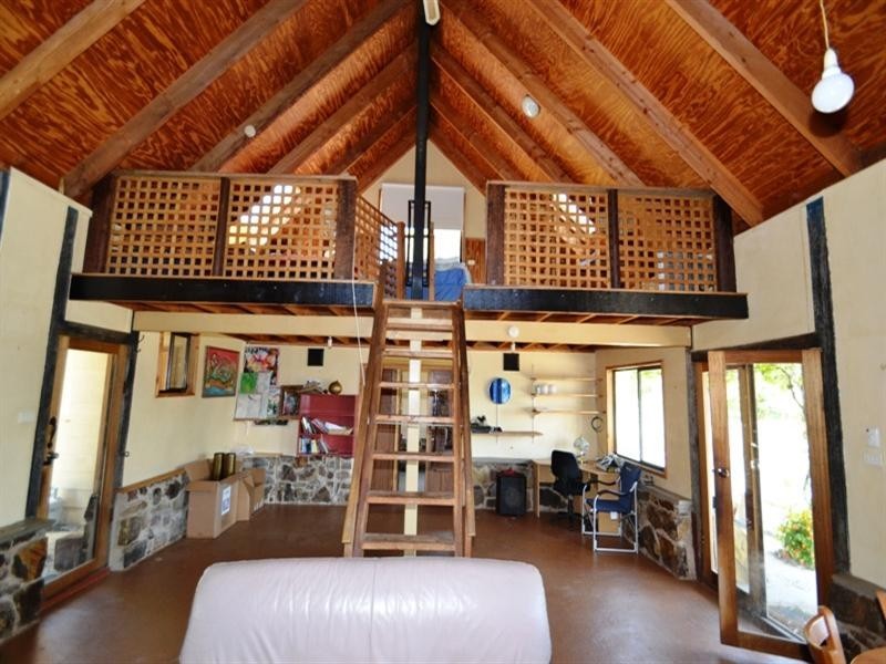 2230 Highlands Road, Seymour VIC 3660