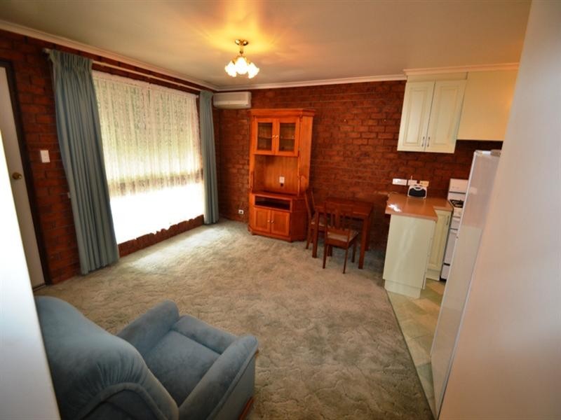 5/10 Anzac Avenu, Seymour VIC 3660