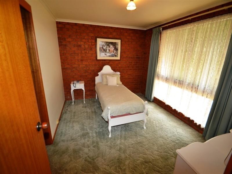 5/10 Anzac Avenu, Seymour VIC 3660