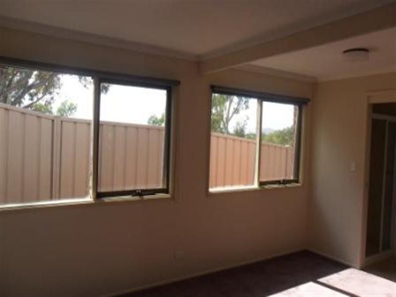 29 Hanley Crescent, Seymour VIC 3660