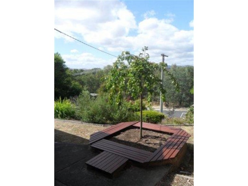29 Hanley Crescent, Seymour VIC 3660