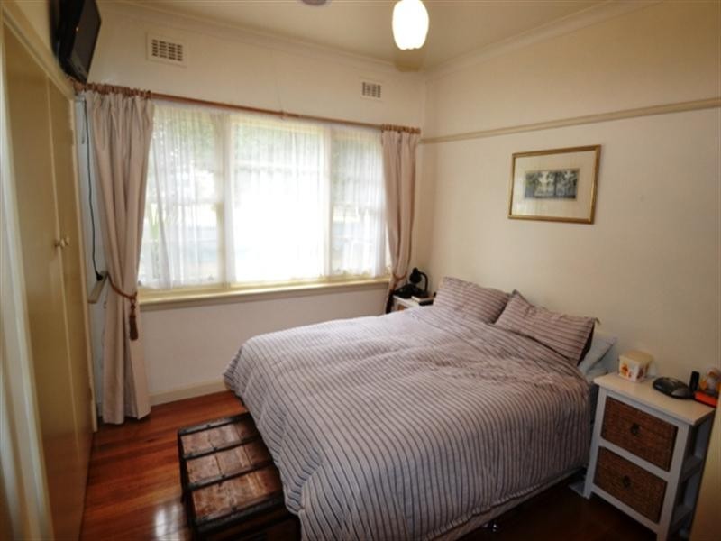 4 Alfred Street, Seymour VIC 3660