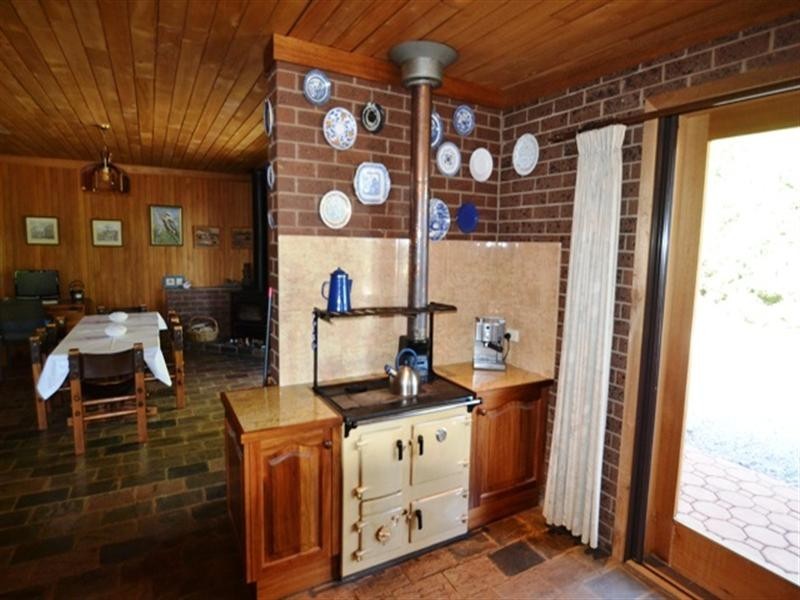110 Dawe Road, Seymour VIC 3660