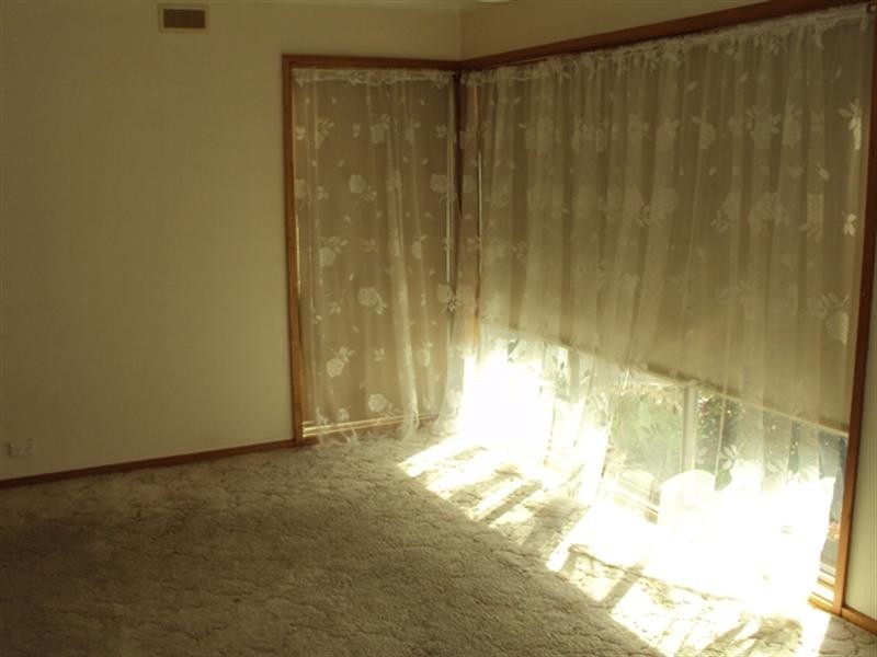 48 Monash Drive, Seymour VIC 3660