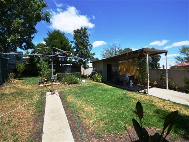 2 Dockery Street, Seymour VIC 3660