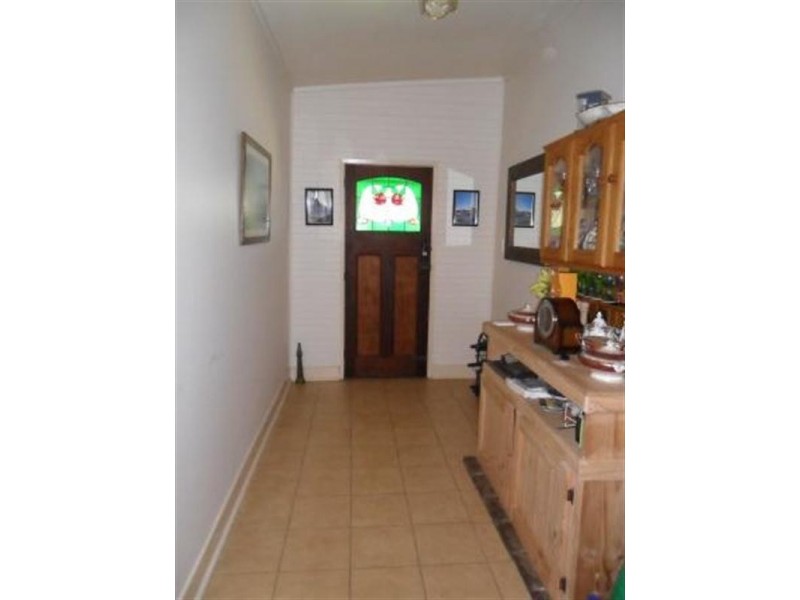 8 Mentor Street, Seymour VIC 3660