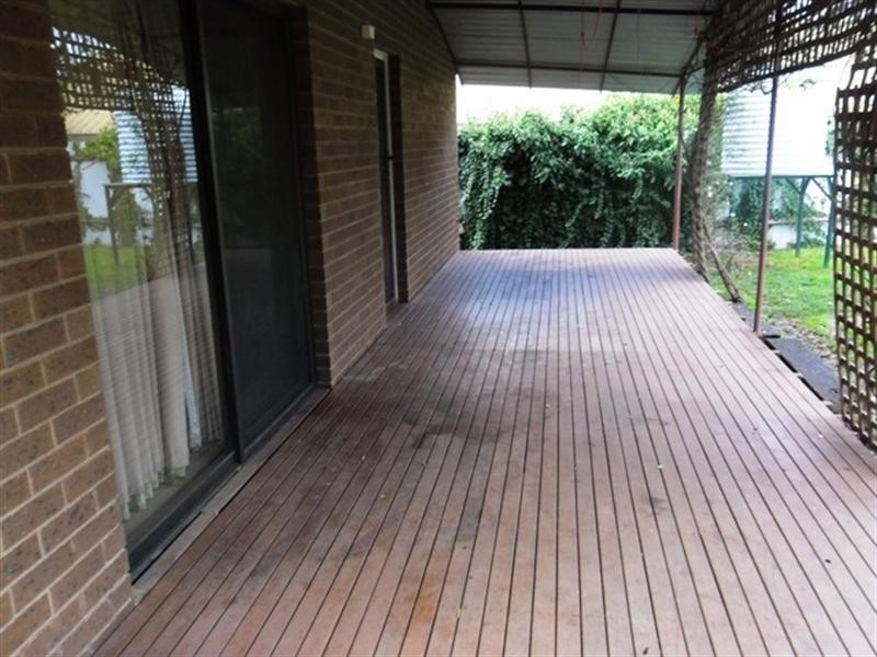 5 Hanley Crescent, Seymour VIC 3660