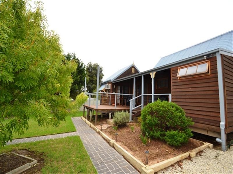 4 Hickey Court, Seymour VIC 3660
