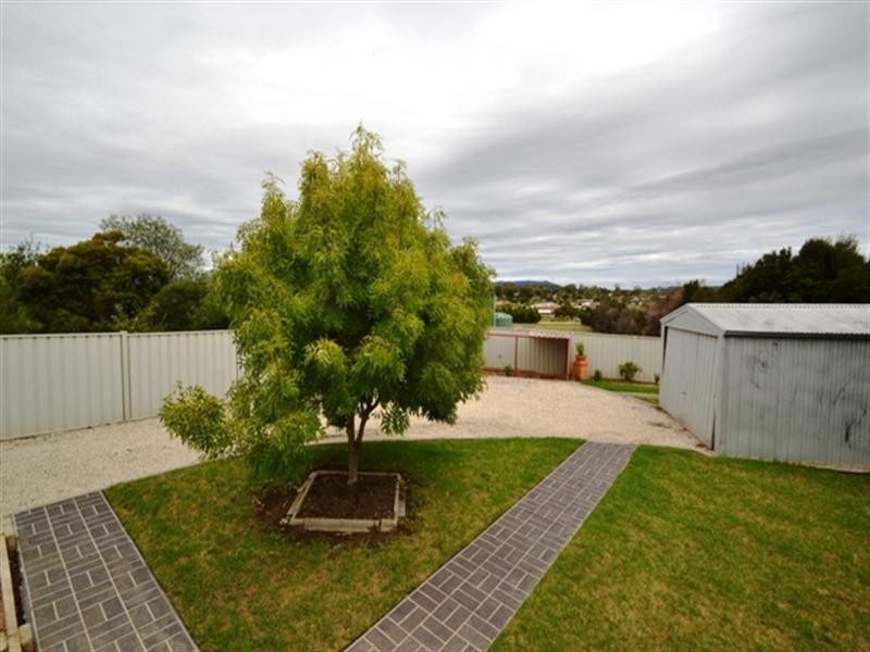 4 Hickey Court, Seymour VIC 3660